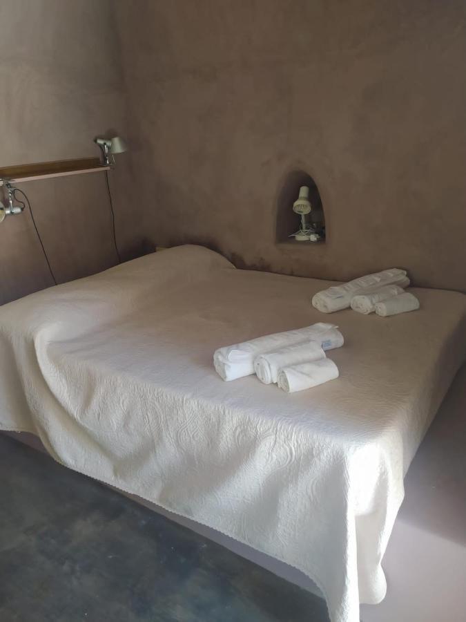 Dammusi Il Serralh -pantelleria- *