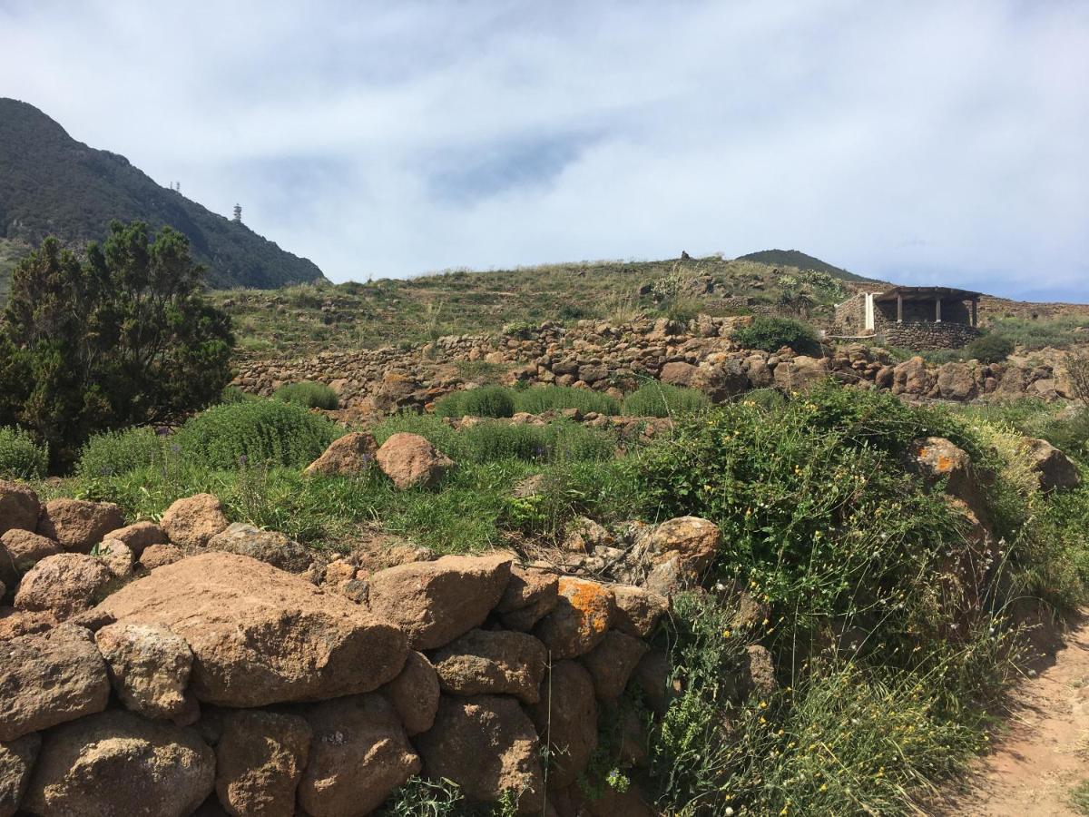 Holiday home Dammusi Il Serralh -pantelleria- Scauri (Sicily)