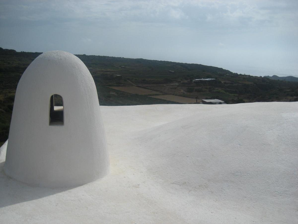 Holiday home Dammusi Il Serralh -pantelleria- Scauri (Sicily)